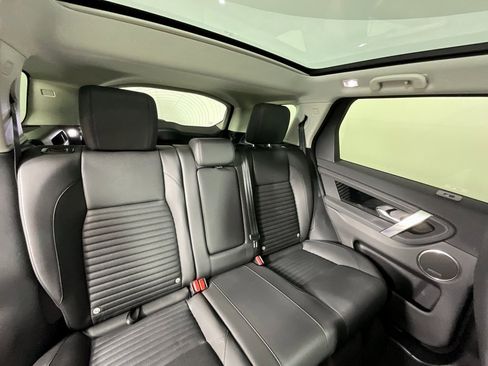 Used 2025 Land Rover Discovery Sport S image 23