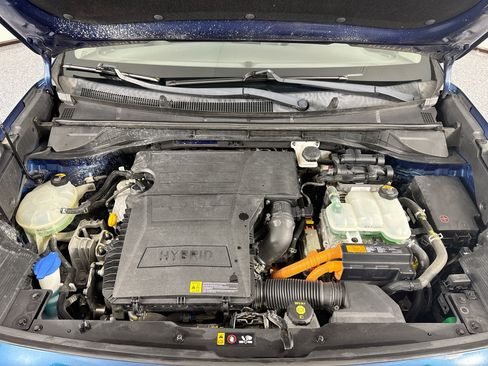 Used 2018 Kia Niro LX FWD image 27