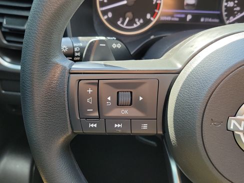 Certified 2024 Nissan Rogue S FWD image 22