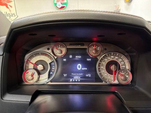 Used 2017 RAM 3500 Laramie Longhorn image 20