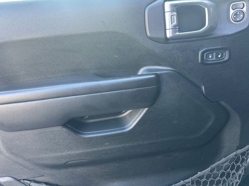 Used 2020 Jeep Wrangler Unlimited Rubicon image 12