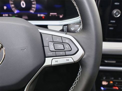 New 2026 Volkswagen Taos SE AWD/4WD image 22