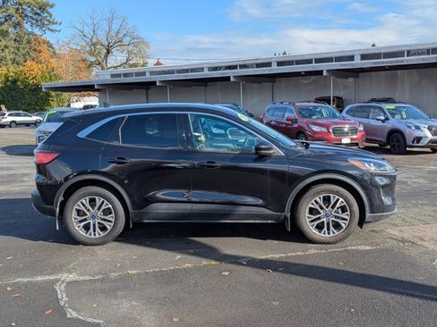 Used 2022 Ford Escape SEL w/ Technology Package image 6