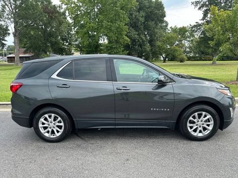 Used 2018 Chevrolet Equinox LT FWD image 29