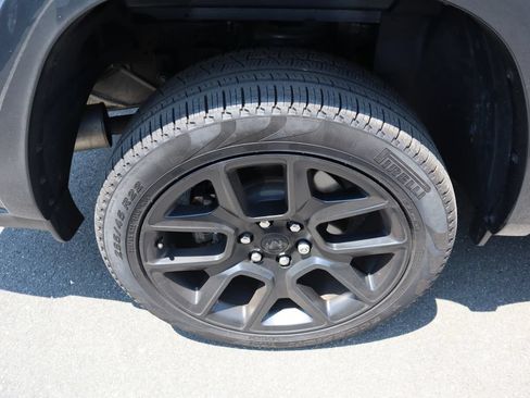 Used 2026 RAM 1500 Laramie w/ Night Edition AWD/4WD image 11
