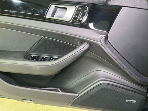 Certified 2020 Porsche Panamera image 35