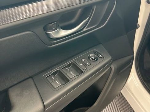 Used 2024 Honda CR-V EX image 11