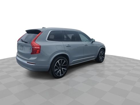 Used 2024 Volvo XC90 B5 Plus w/ Protection Package Premier AWD/4WD image 8