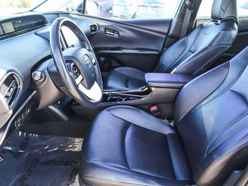 Used 2017 Toyota Prius Prime Premium w/ Carpet Mat Package image 16