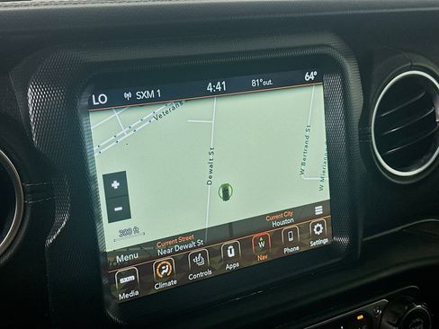 Used 2023 Jeep Wrangler Sahara w/ Cold Weather Group image 21