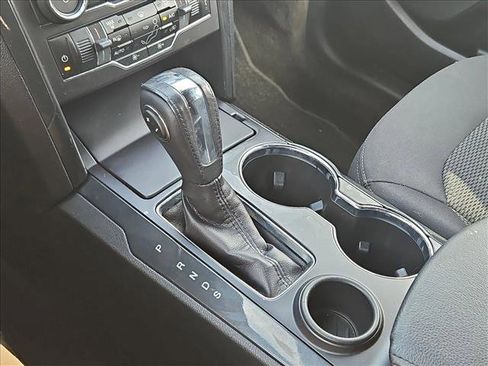 Used 2018 Ford Explorer XLT w/ Equipment Group 201A image 12