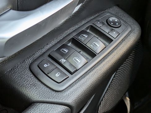 Used 2020 RAM 1500 Big Horn RWD image 23
