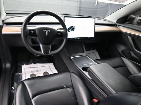 Used 2021 Tesla Model 3 Long Range image 9