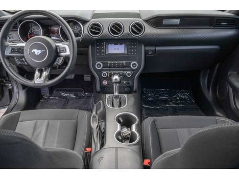 Used 2019 Ford Mustang Coupe RWD image 19