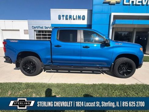 Used 2022 Chevrolet Silverado 1500 LT Trail Boss w/ LT Trail Boss Premium Package AWD/4WD image 6