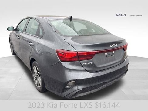 Certified 2023 Kia Forte LXS image 6