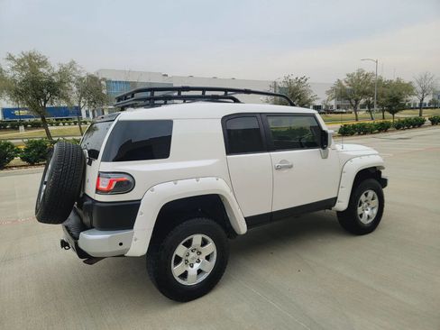 Used 2012 Toyota FJ Cruiser 4WD w/ Convenience Pkg image 29