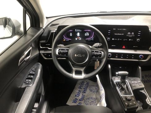 Certified 2023 Kia Sportage LX image 28