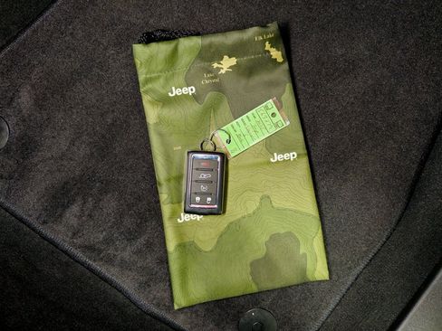 Used 2025 Jeep Wagoneer S Launch Edition image 25