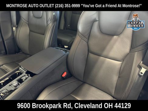 Used 2025 Volvo XC90 T8 Ultra w/ Protection Package image 32