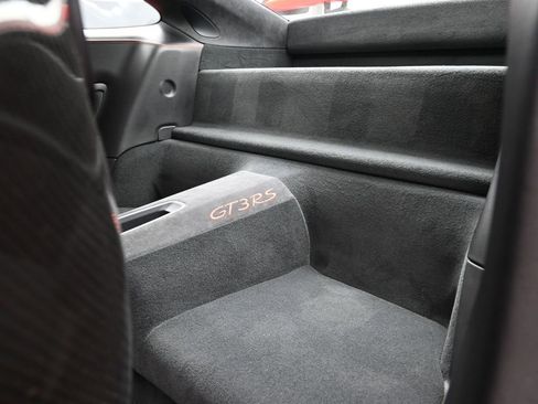 Used 2016 Porsche 911 GT3 RS image 19