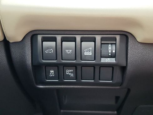 Used 2020 Subaru Ascent Touring w/ Popular Package #2A image 28