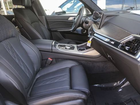 New 2026 BMW X7 M60i w/ Executive Package AWD/4WD image 13