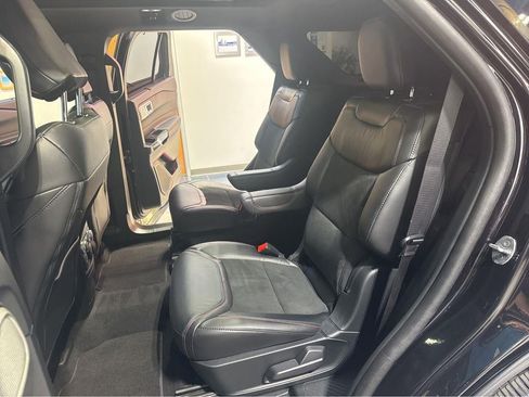 Used 2023 Ford Explorer ST w/ Equipment Group 401A AWD/4WD image 30