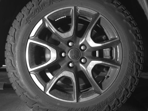 Used 2025 Jeep Compass Trailhawk image 13