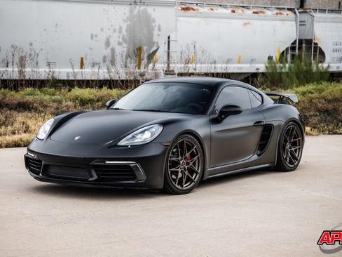 Used 2017 Porsche 718 Cayman image 31