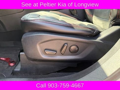 Used 2019 Ford Explorer XLT w/ Equipment Group 202A FWD image 11