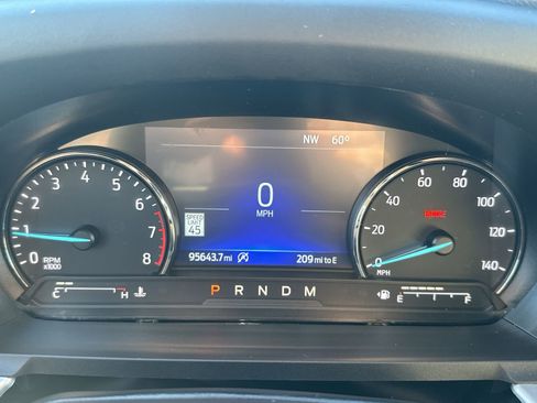 Used 2021 Ford Explorer XLT w/ Equipment Group 202A image 23