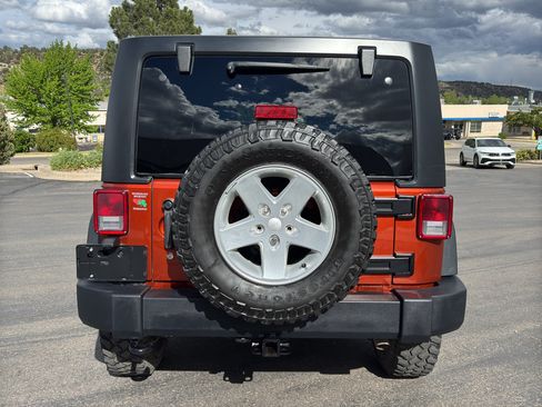 Used 2014 Jeep Wrangler Unlimited Sport w/ Quick Order Package 24S AWD/4WD image 6