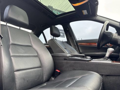 Used 2011 Mercedes-Benz C 300 Sedan image 19
