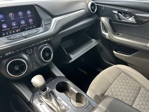 Used 2022 Chevrolet Blazer LT AWD/4WD image 32