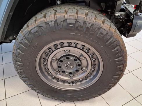 Used 2021 Jeep Gladiator Rubicon image 8