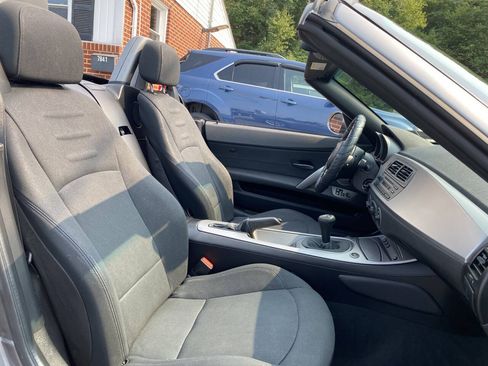 Used 2004 BMW Z4 2.5i RWD image 20