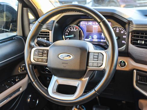 Used 2024 Ford Expedition Max Limited image 16