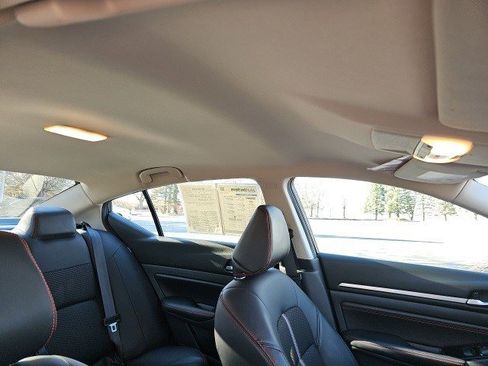 Used 2023 Nissan Altima 2.5 SR image 13