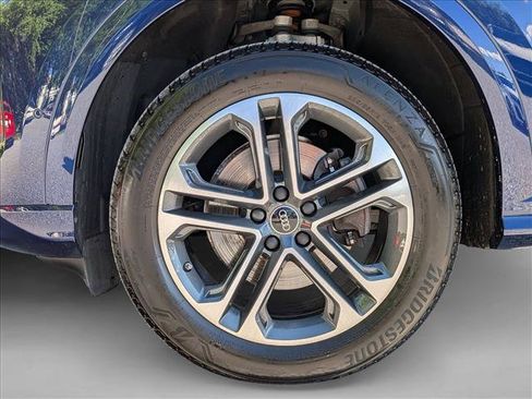 Certified 2025 Audi Q5 Premium w/ Convenience Package AWD/4WD image 26