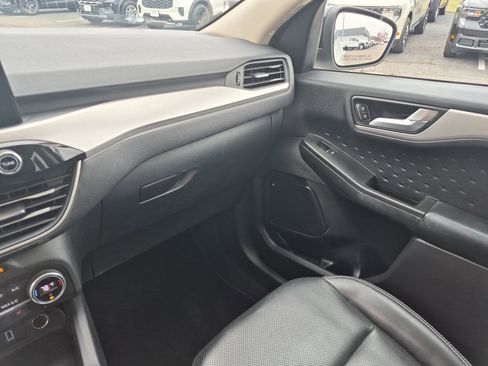 Certified 2020 Ford Escape SE Sport image 20