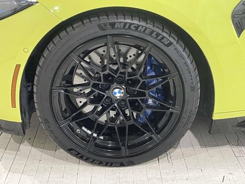 Used 2021 BMW M4 Coupe w/ M Carbon Exterior Package RWD image 11