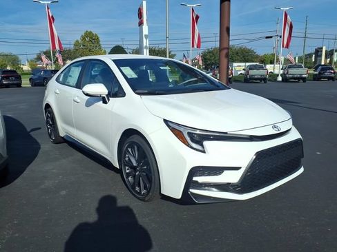 New 2026 Toyota Corolla SE FWD image 1