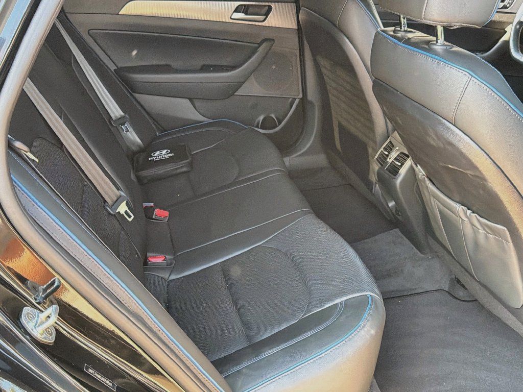 Used 2018 Hyundai Sonata Limited FWD image 29
