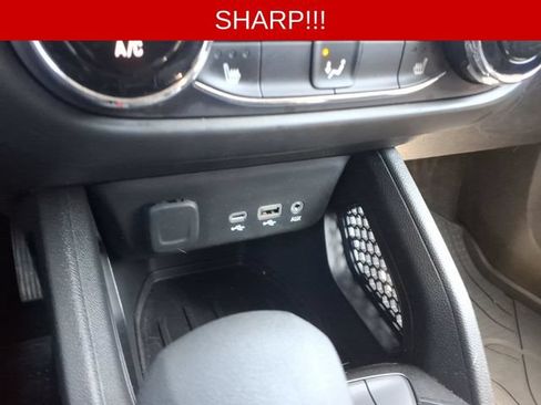 Used 2022 Chevrolet TrailBlazer LT w/ Convenience Package FWD image 17