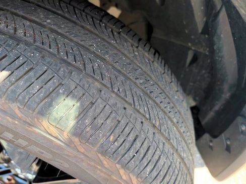 Certified 2025 INFINITI QX60 Luxe w/ Black Edition image 29