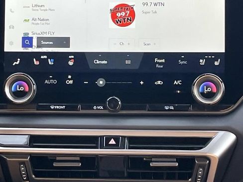 Used 2025 Lexus RX 350 Premium w/ Accessory Package (Z1) FWD image 16