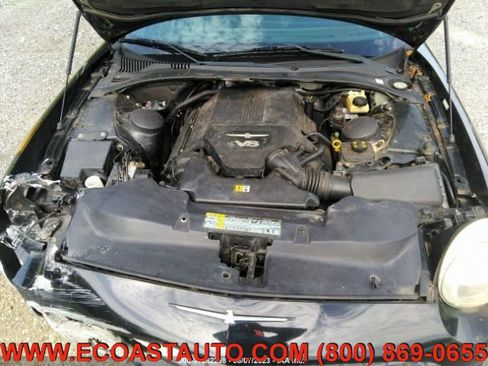 Used 2005 Ford Thunderbird Deluxe image 7