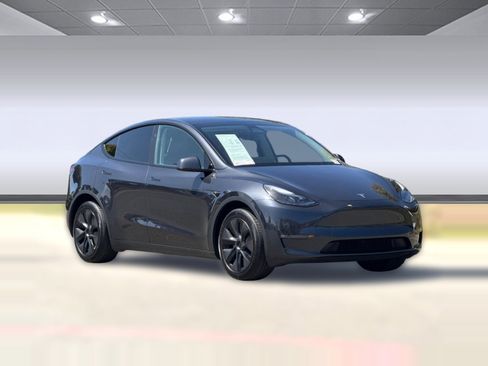 Used 2025 Tesla Model Y Long Range AWD/4WD image 6