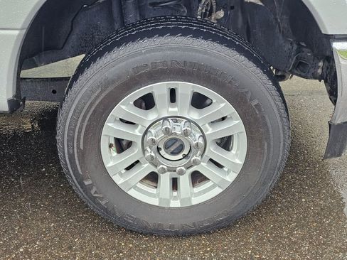 Used 2019 Ford F250 XLT w/ XLT Value Package image 9